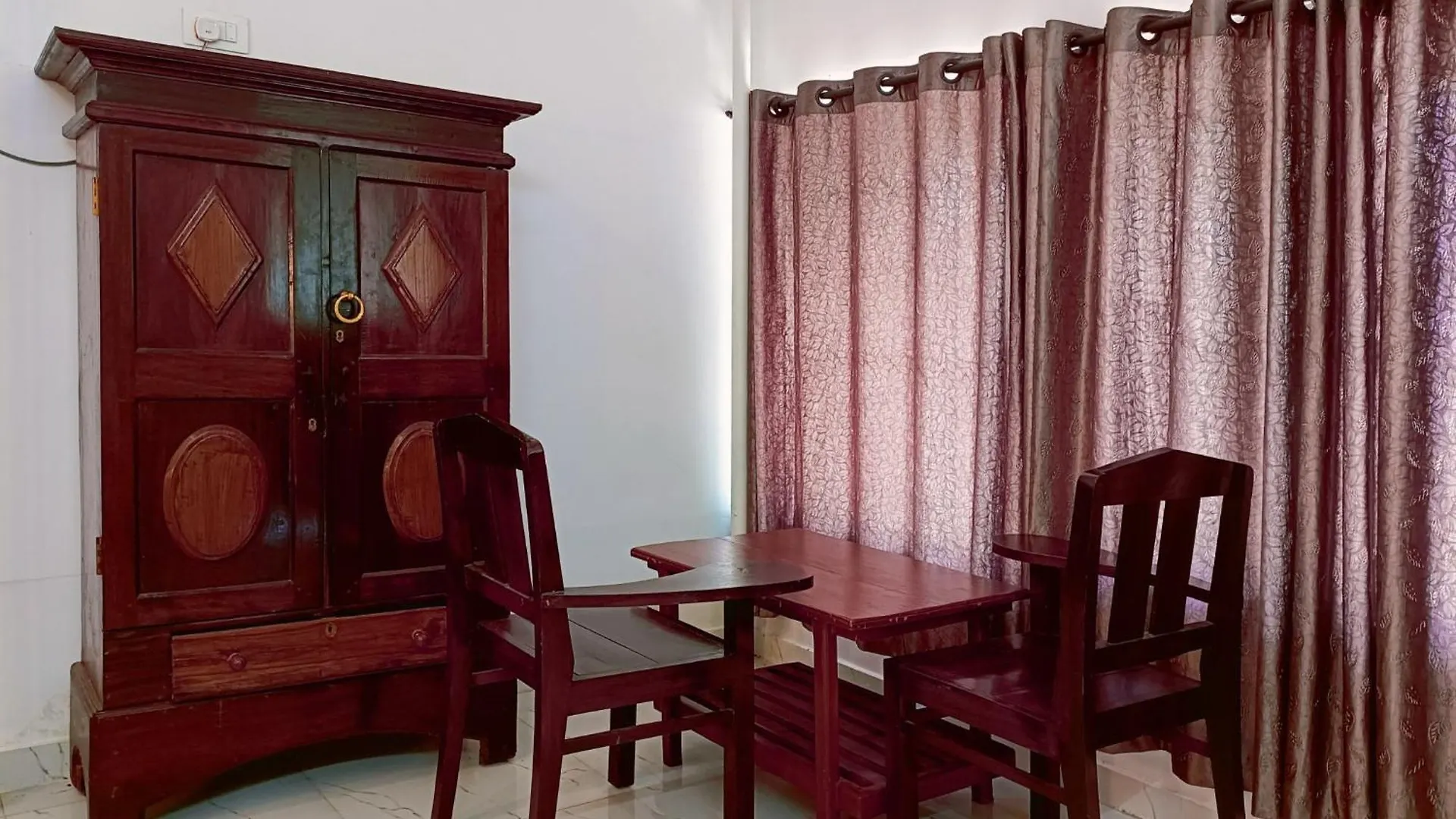 Marari Blue Whale Beach House Alappuzha Bed & Breakfast